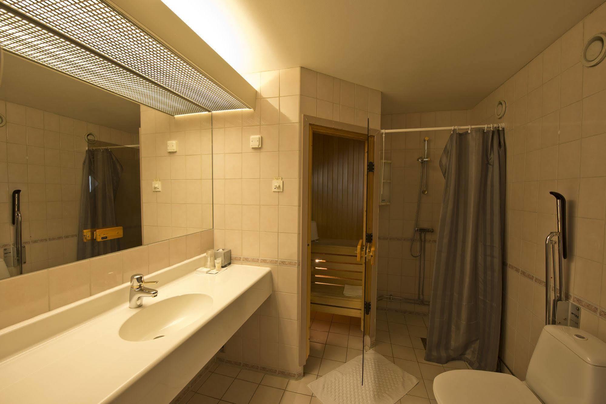 Hotell Valhall คาลิกซ์ ภายนอก รูปภาพ