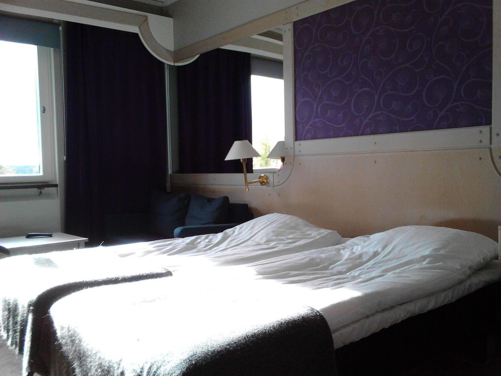 Hotell Valhall คาลิกซ์ ภายนอก รูปภาพ