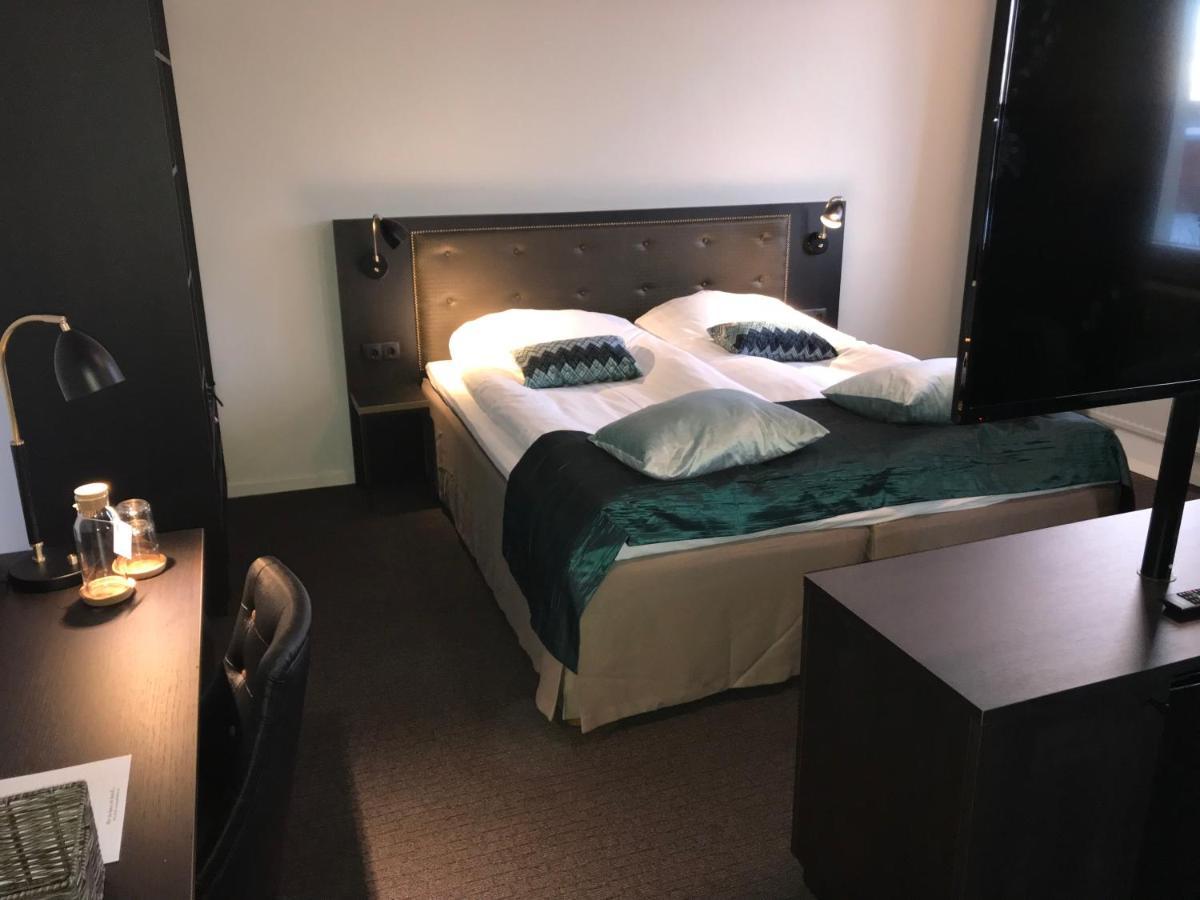 Hotell Valhall คาลิกซ์ ภายนอก รูปภาพ
